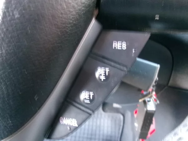 Mazda 3 1,6 16V AUTOKLIMA 90th EDITION - foto 21