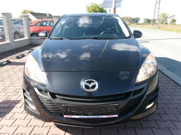 Mazda 3 1,6 16V AUTOKLIMA 90th EDITION - foto 3