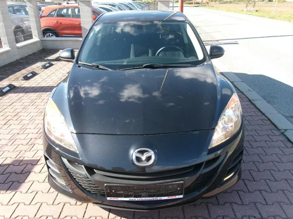 Mazda 3 1,6 16V AUTOKLIMA 90th EDITION - foto 4