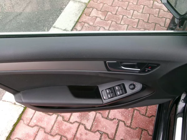 Audi A4 2,0TDI AC TEMP VÝHŘEV ALU - foto 20