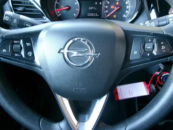 Opel Karl 1,0L KLIMA TEMP 9x AIRB - foto 16