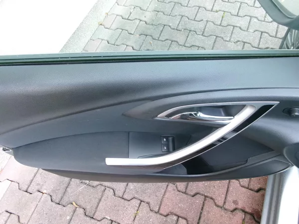Opel Astra 1,4T KLIMA VÝHŘEV BT TEMP - foto 19