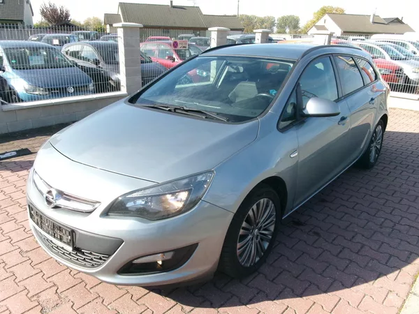 Opel Astra 1,4T KLIMA VÝHŘEV BT TEMP - foto 2