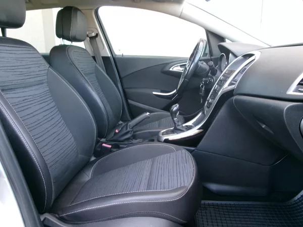 Opel Astra 1,4T KLIMA VÝHŘEV BT TEMP - foto 23