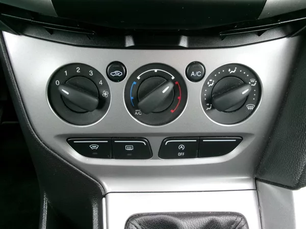 Ford Focus 1,0 ECOBOOST AC ROZVODY - foto 19