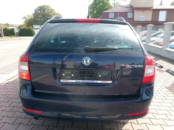 Škoda Octavia 1,2 TSI KLIMA - foto 7