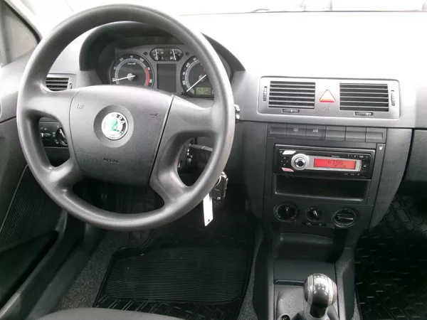Škoda Fabia 1,4 16V KLIMA 2.MAJ - foto 20
