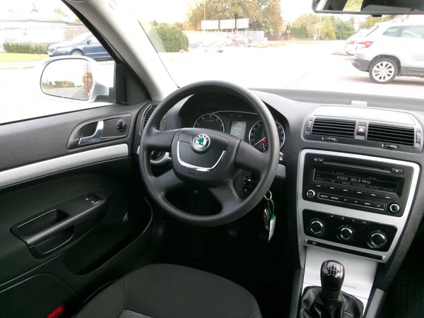 Škoda Octavia 1,4TSI KLIMA TEMP rozvody - foto 12