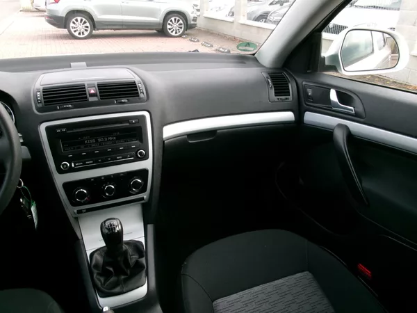 Škoda Octavia 1,4TSI KLIMA TEMP rozvody - foto 14