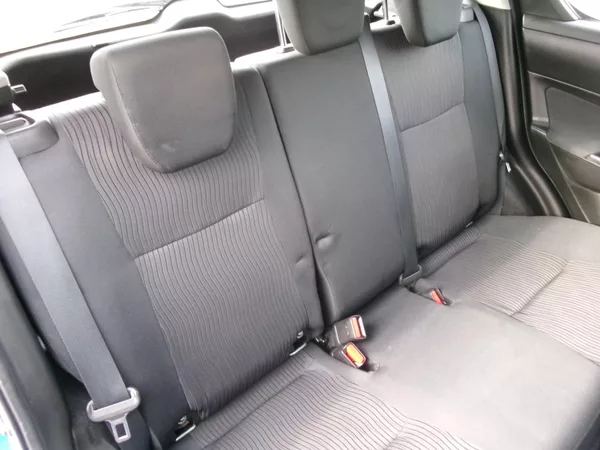 Suzuki Swift 1,3i KLIMA 4x4 VÝHŘEV USB - foto 16