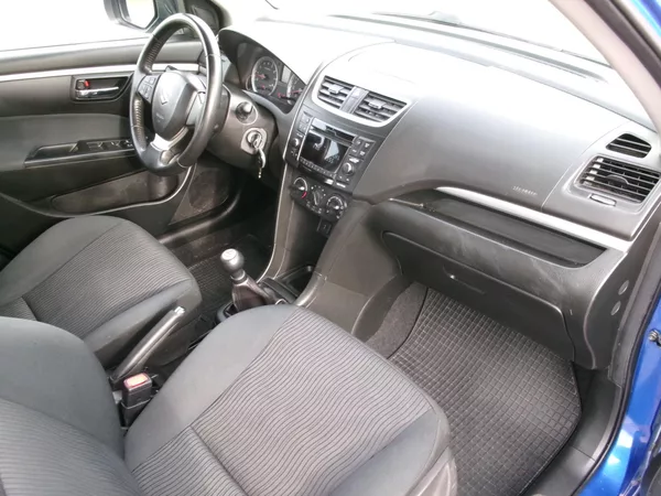 Suzuki Swift 1,3i KLIMA 4x4 VÝHŘEV USB - foto 17