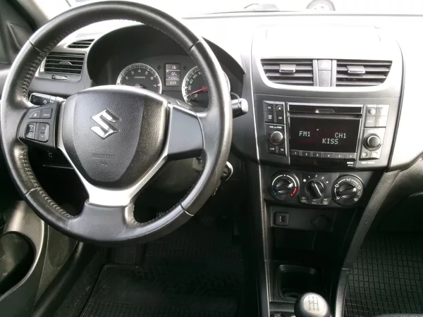 Suzuki Swift 1,3i KLIMA 4x4 VÝHŘEV USB - foto 20
