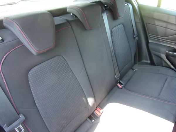 Ford Focus 1,0 EcoBoost ST-Line 1.maj. - foto 14