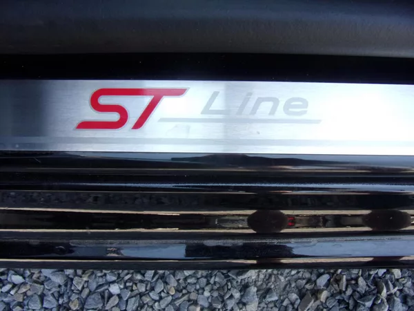Ford Focus 1,0 EcoBoost ST-Line 1.maj. - foto 23