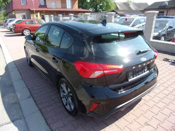 Ford Focus 1,0 EcoBoost ST-Line 1.maj. - foto 7