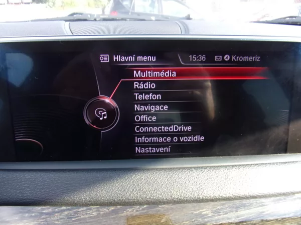 BMW X5 M50D NAVI AUTOKLIMA - foto 34