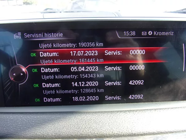 BMW X5 M50D NAVI AUTOKLIMA - foto 37