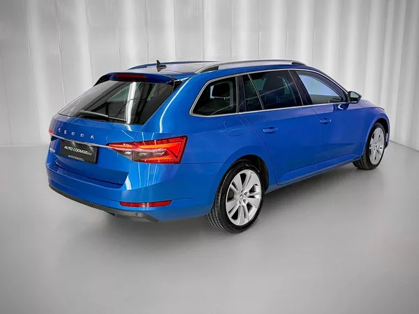 Škoda Superb 2.0 TDI DSG STYLE PLUS, DCC, A - foto 6