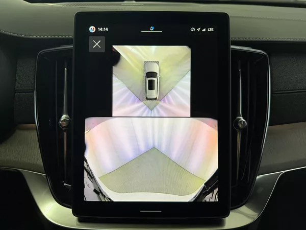 Volvo XC90 B5 AWD PLUS DARK PREMIUM, PANO - foto 16