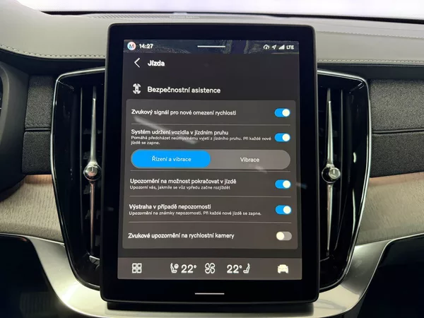 Volvo XC90 B5 AWD PLUS DARK PREMIUM, PANO - foto 20