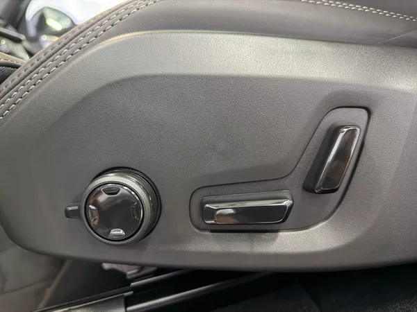 Volvo XC90 B5 AWD PLUS DARK PREMIUM, PANO - foto 26