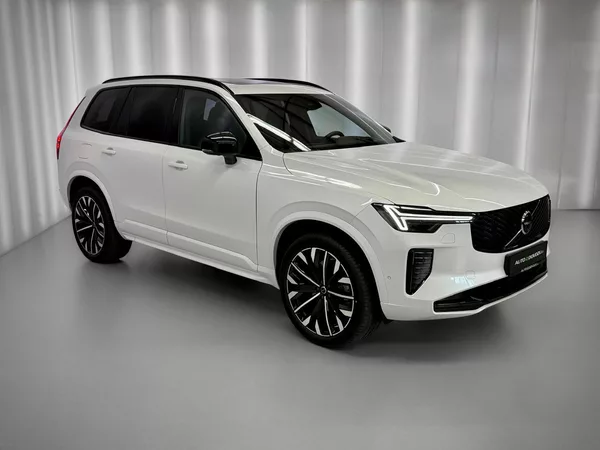 Volvo XC90 B5 AWD PLUS DARK PREMIUM, PANO - foto 3