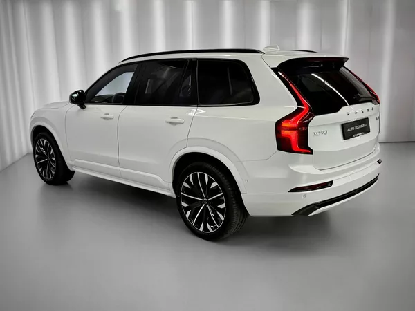 Volvo XC90 B5 AWD PLUS DARK PREMIUM, PANO - foto 4