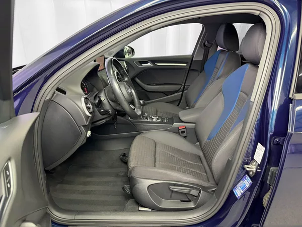 Audi A3 1.6 TDI LIMOUSINE SPORT, NAVIG - foto 10