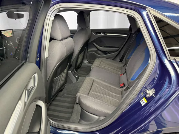 Audi A3 1.6 TDI LIMOUSINE SPORT, NAVIG - foto 11