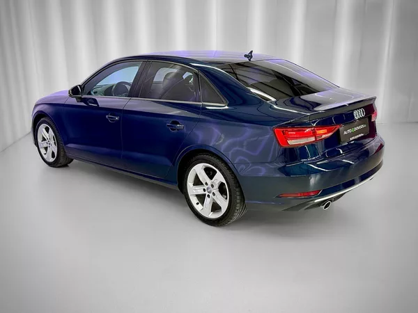 Audi A3 1.6 TDI LIMOUSINE SPORT, NAVIG - foto 4