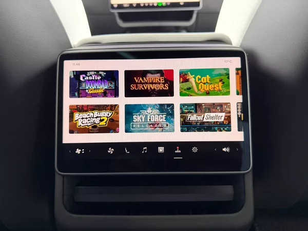 Tesla Model 3 PERFORMANCE HIGHLAND AWD, S3XY - foto 25