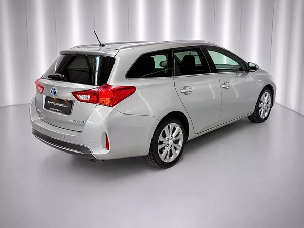 Toyota Auris 1.8 HYBRID e-CVT TS STYLE, KEY - foto 6