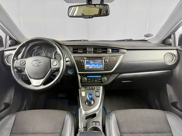 Toyota Auris 1.8 HYBRID e-CVT TS STYLE, KEY - foto 8