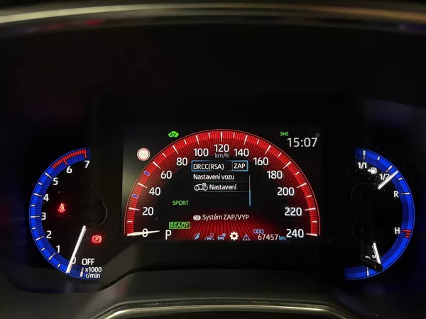 Toyota Corolla 1.8 Hybrid e-CVT COMFORT, ACC, - foto 19