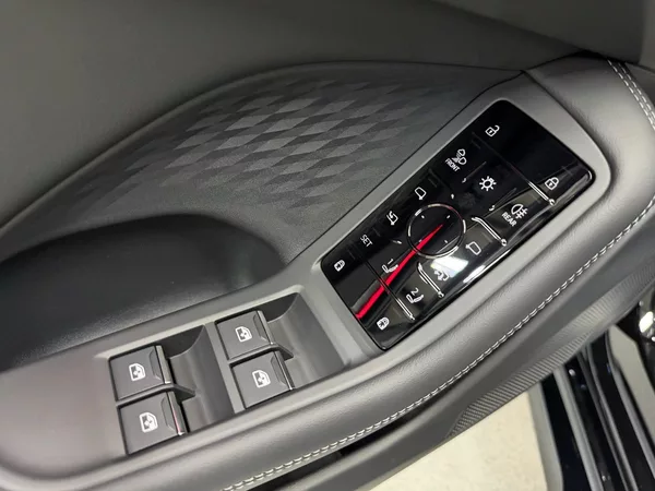 Audi A6 Allroad TDI QUATTRO, WEBASTO, PANORAMA - foto 32