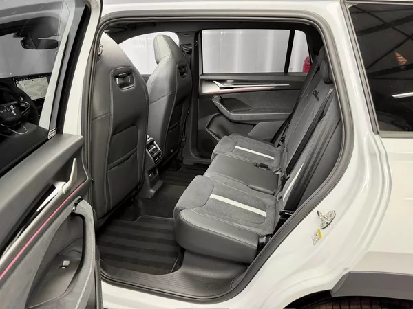 Škoda Kodiaq 2.0TDI DSG 4X4 SPORTLINE, WEBA - foto 11