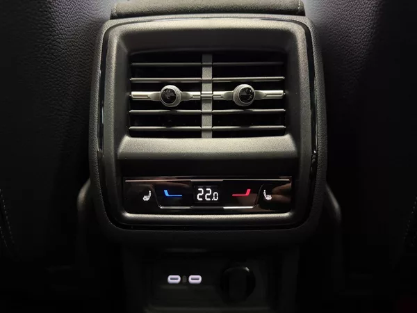 Škoda Kodiaq 2.0TDI DSG 4X4 SPORTLINE, WEBA - foto 28