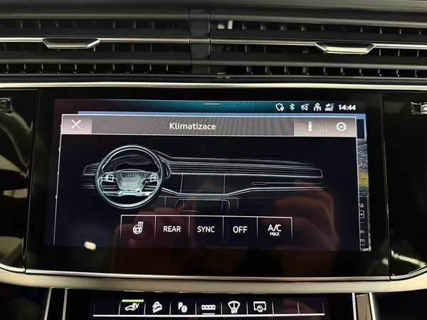 Audi Q7 60 TFSI e QUATTRO HYBRID S-LI - foto 17