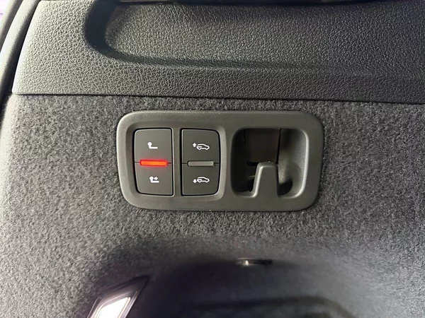 Audi Q7 60 TFSI e QUATTRO HYBRID S-LI - foto 33