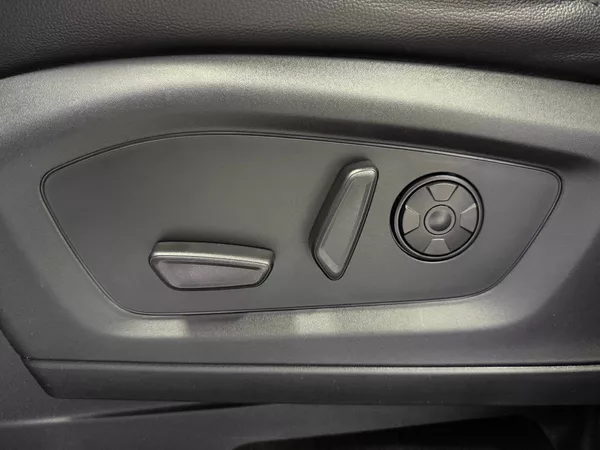 Ford Explorer 3.0L PHEV AWD ST-LINE, PANO, B - foto 22