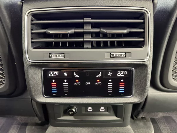 Audi SQ8 QUATTRO, MATRIX, WEBASTO, B&O, - foto 31