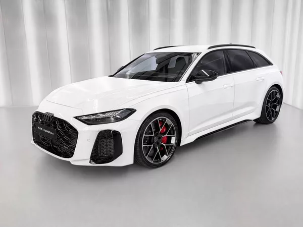 Audi RS 5 AVANT 470KW QUATTRO, 285 KM/H,