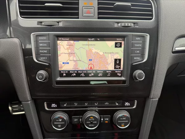 Volkswagen Golf 2.0 GTI DSG - foto 14