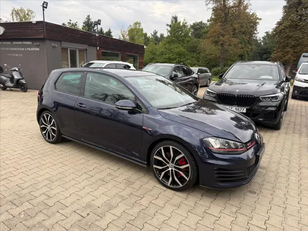 Volkswagen Golf 2.0 GTI DSG - foto 3