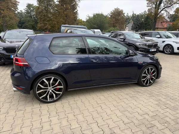 Volkswagen Golf 2.0 GTI DSG - foto 4
