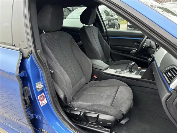 BMW Řada 3 330d GT M-Paket xDrive - foto 10