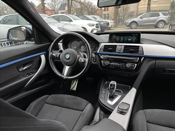 BMW Řada 3 330d GT M-Paket xDrive - foto 13