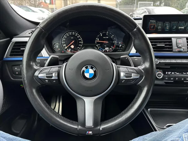 BMW Řada 3 330d GT M-Paket xDrive - foto 14