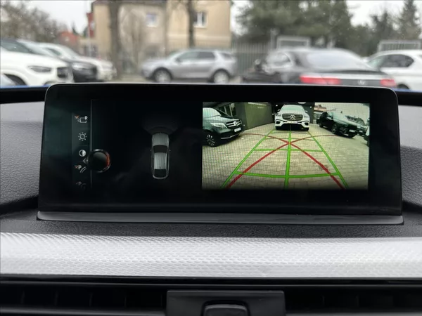 BMW Řada 3 330d GT M-Paket xDrive - foto 22