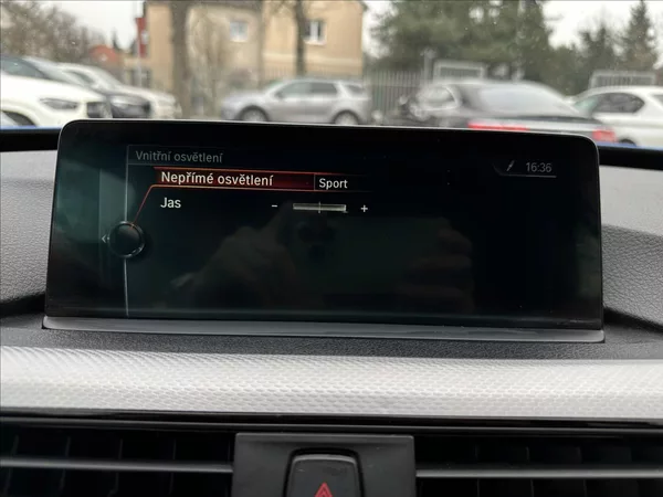 BMW Řada 3 330d GT M-Paket xDrive - foto 23